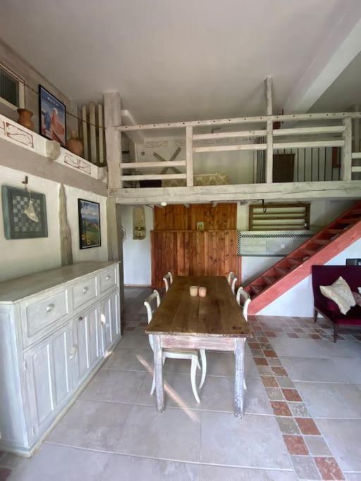 Le Tapis Vert - Loft Avec Jardin Auch Zewnętrze zdjęcie
